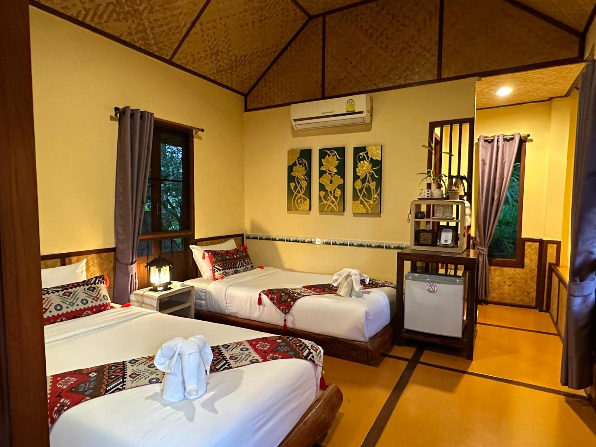 Pura Vida Pai Resort Esterno foto