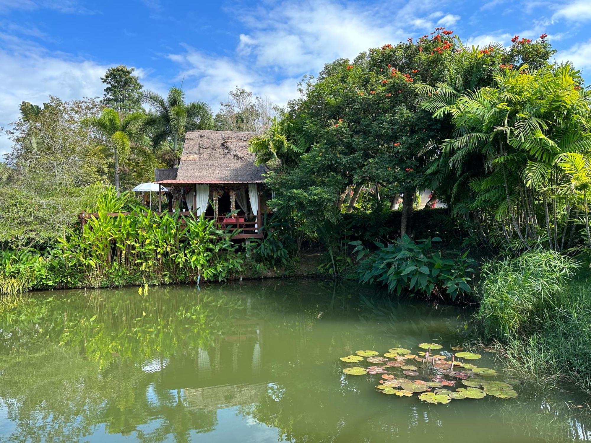 Pura Vida Pai Resort Esterno foto