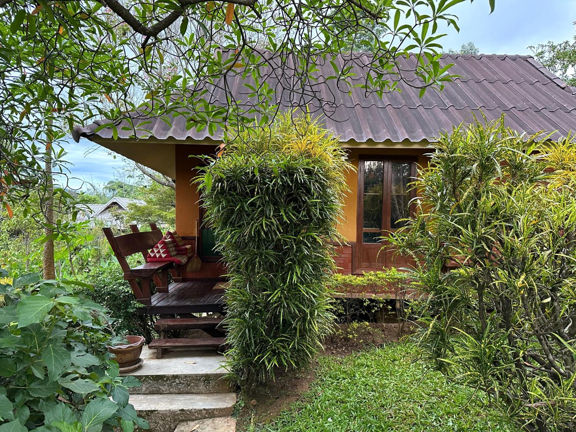 Pura Vida Pai Resort Esterno foto